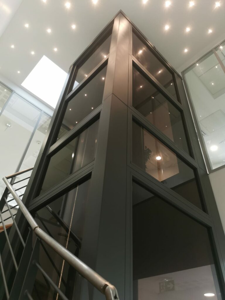 Élévateur PMR:ERP martinique guyane guadeloupe