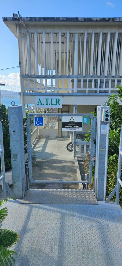 Plateforme élévatrice extérieure antilles